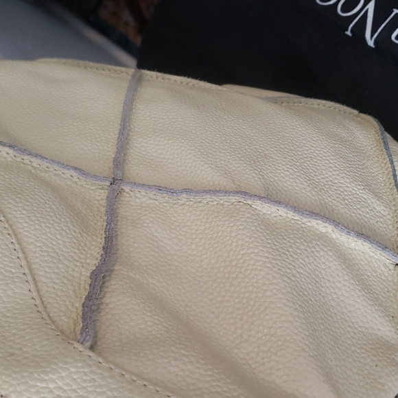 Nyla Noor Off-White Soho Tote - Picture 4 of 13